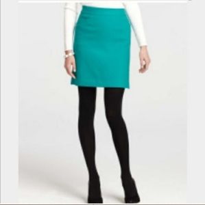 Ann Taylor Teal Wool Skirt with Pockets Size 8